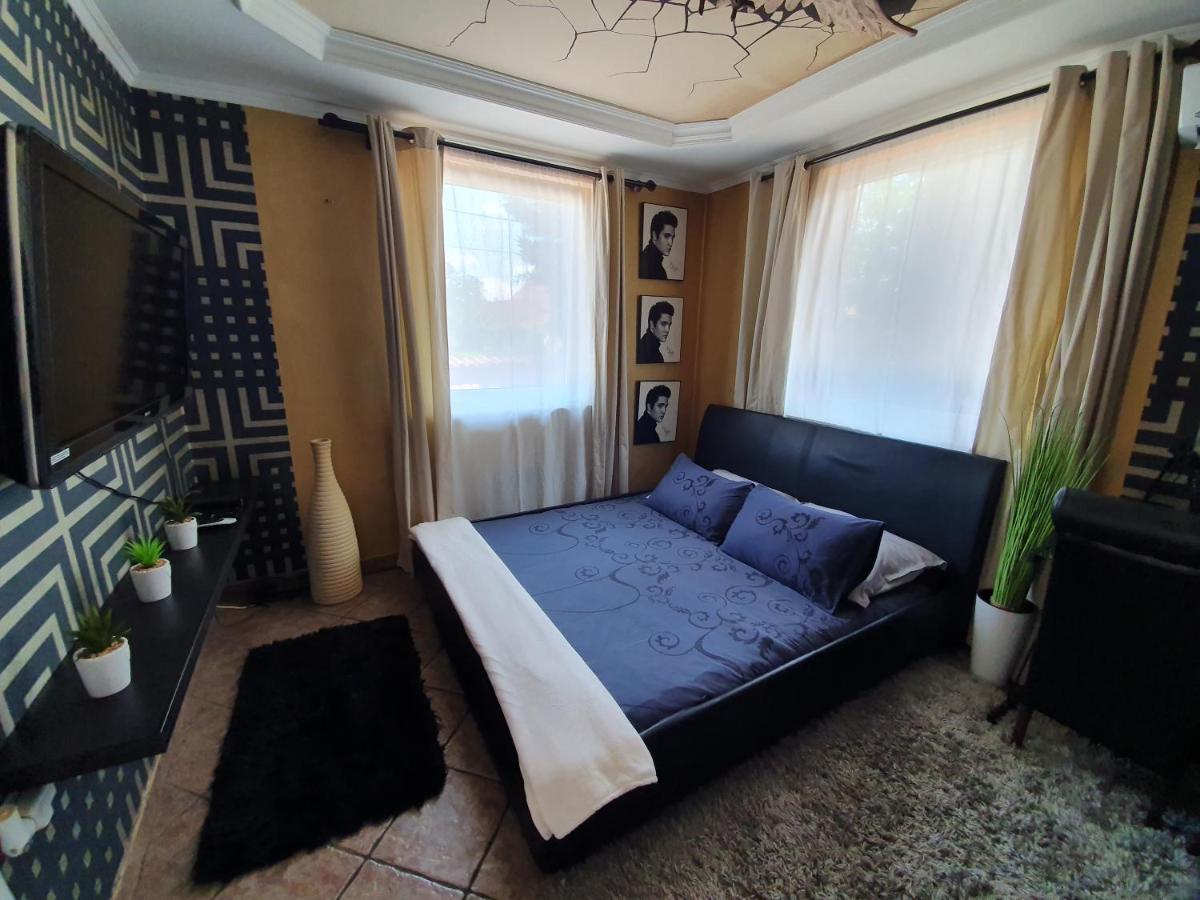 Airport Luxury Apartman 42 Vecses Luaran gambar