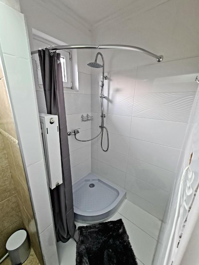 Airport Luxury Apartman 42 Vecses Luaran gambar