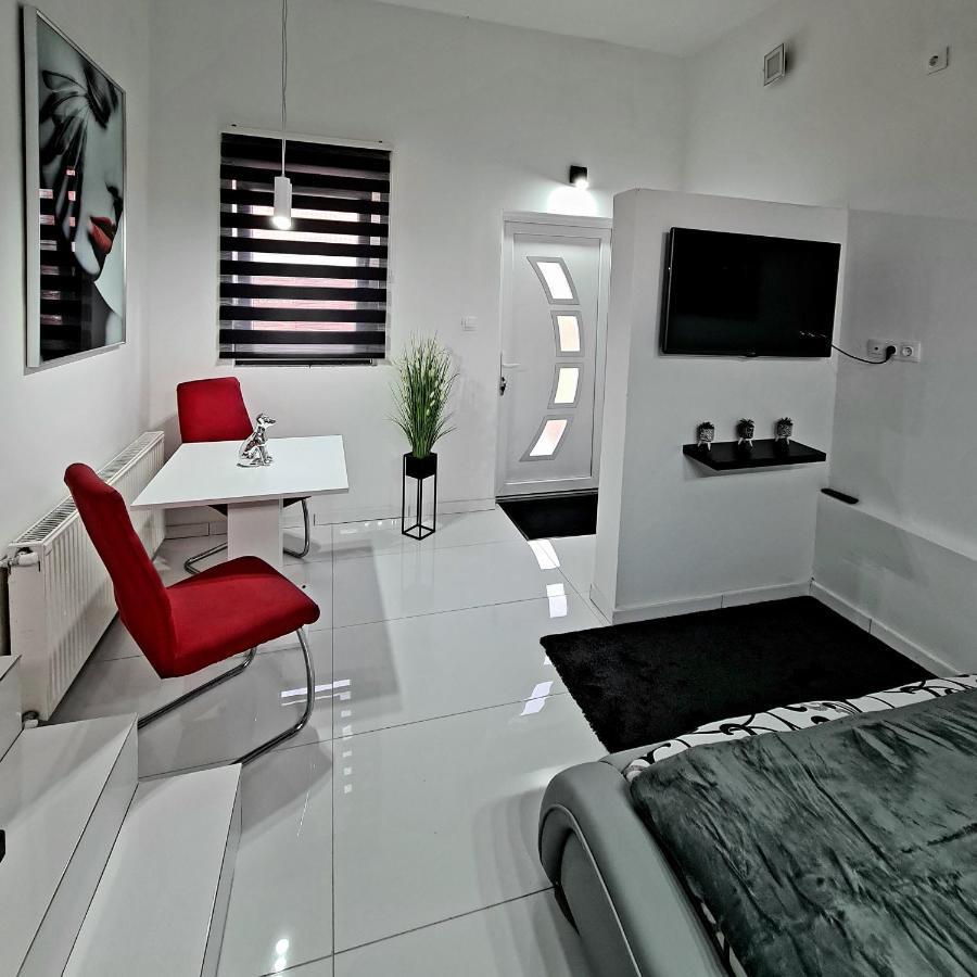 Airport Luxury Apartman 42 Vecses Luaran gambar